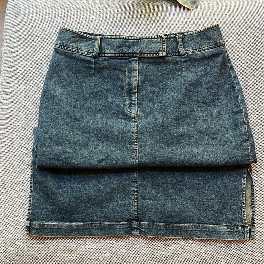 Y2K Vintage Denim Mid Rise Maxi Skirt, with belt detailing, Circa 2006 - Picture 16 of 17